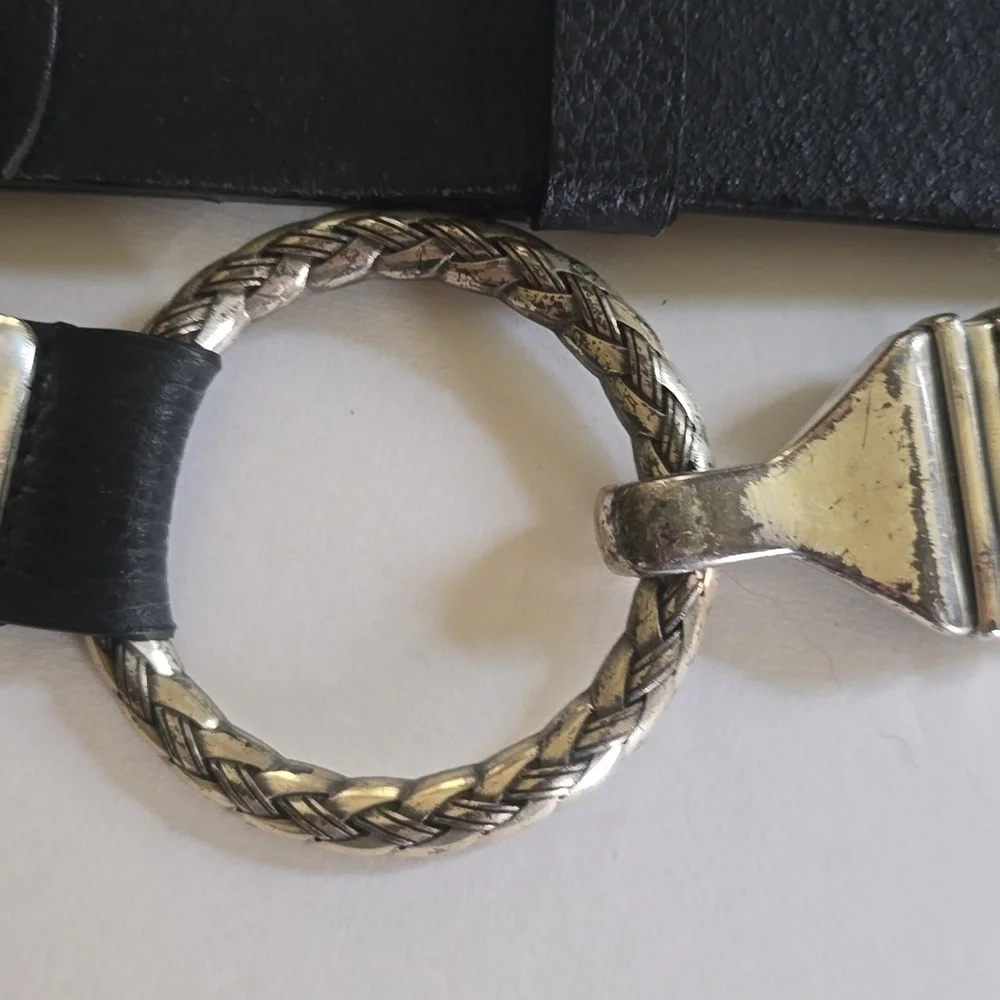 Chico's Womens Black leather Belt Silver Square Pieces Hook loop Closure Sz.42